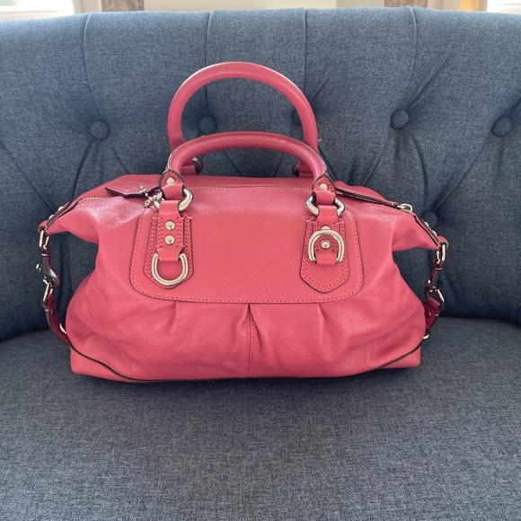 Coach purse - Picture 2 of 2